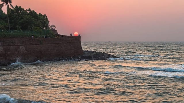 Sinquerim Fort Information in hindi